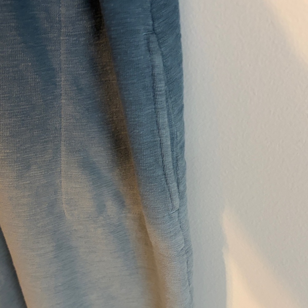 J. Jill FIT: Navy to Light Blue Ombre V-Neck dress. Med. 💯 cotton. With pockets - Picture 3 of 6